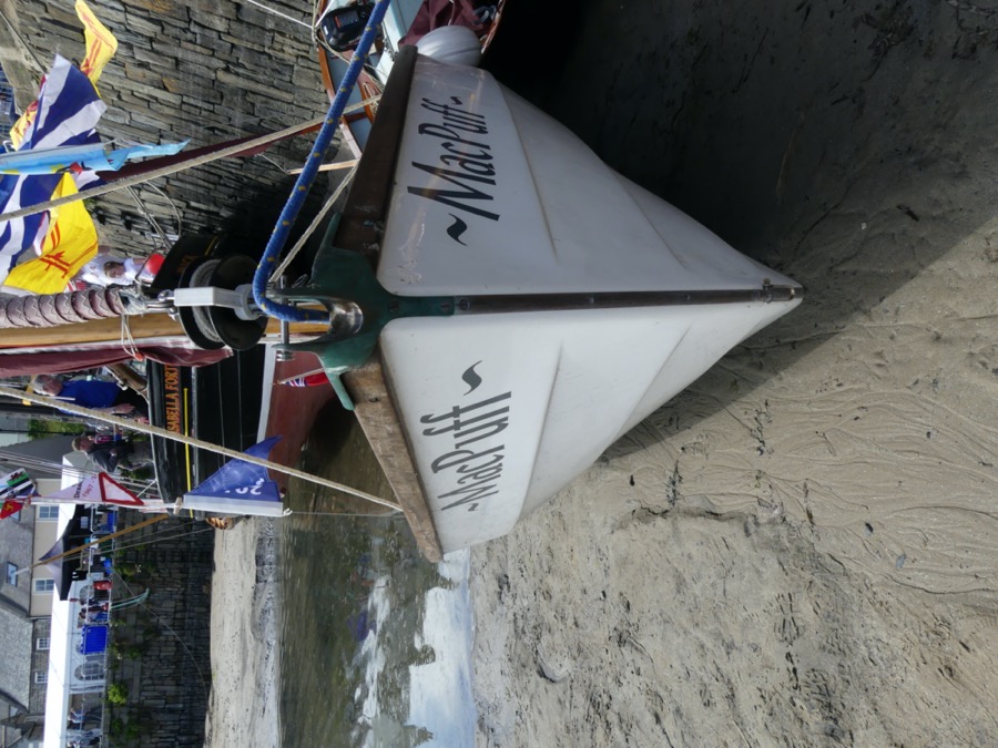 Waiting for the tide